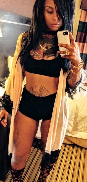 , 24  female escort, Amarillo