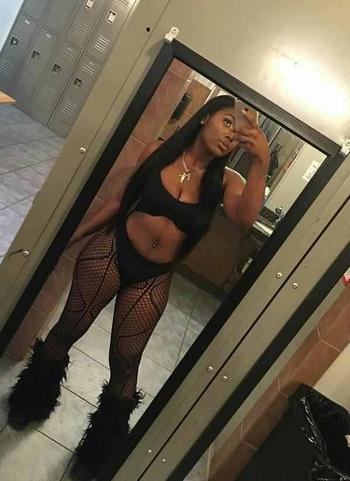 , 23  female escort, Amarillo