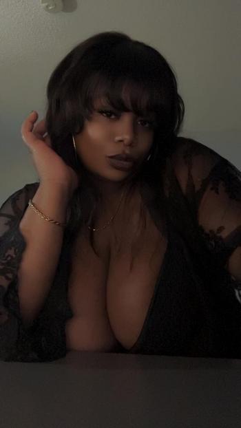 Duchess, 24  female escort, Amarillo